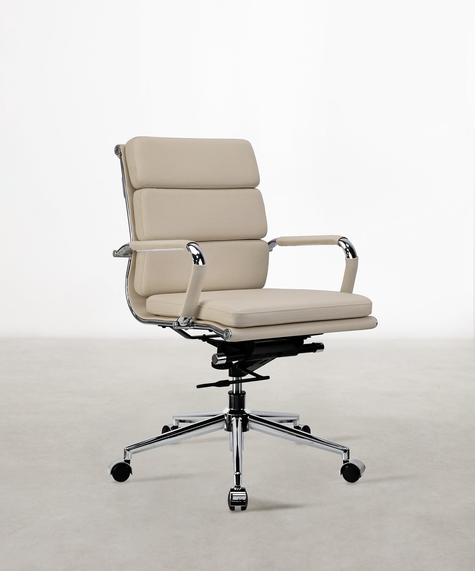 55814755385730 Silla de Oficina en Polipiel Low Base Adalia - Color Edition Sillas de Oficina Northdeco