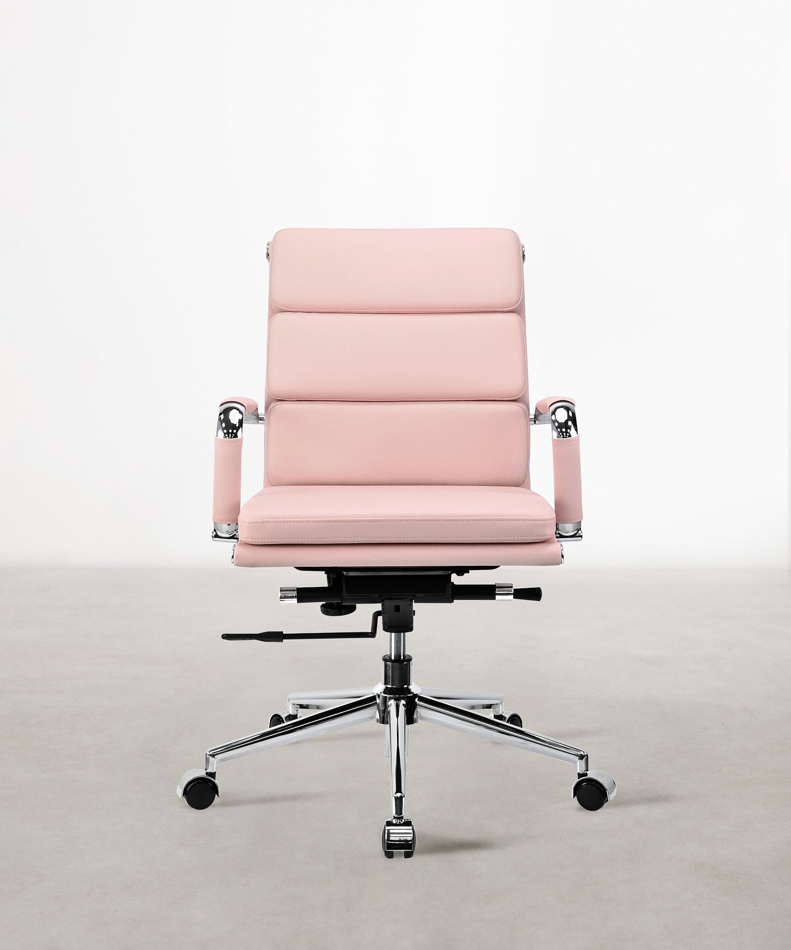 55814755320194 Silla de Oficina en Polipiel Low Base Adalia - Color Edition Sillas de Oficina Northdeco