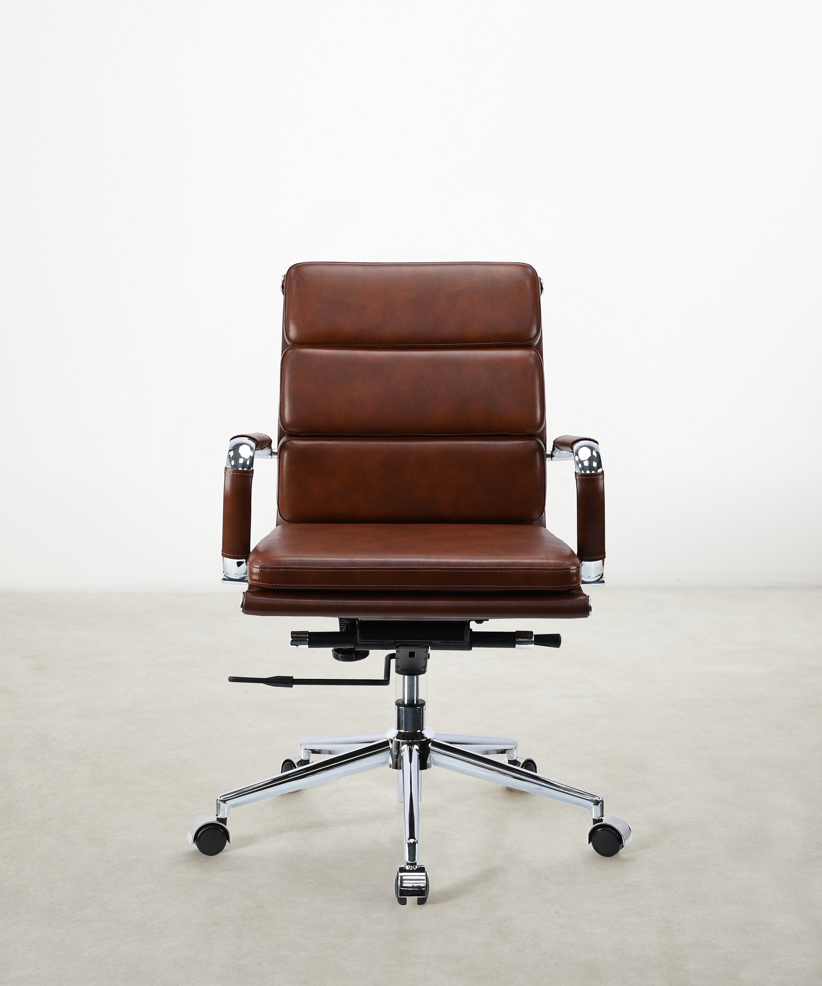 55533766836610 Silla de Oficina en Polipiel Low Base Adalia Sillas de Oficina Northdeco