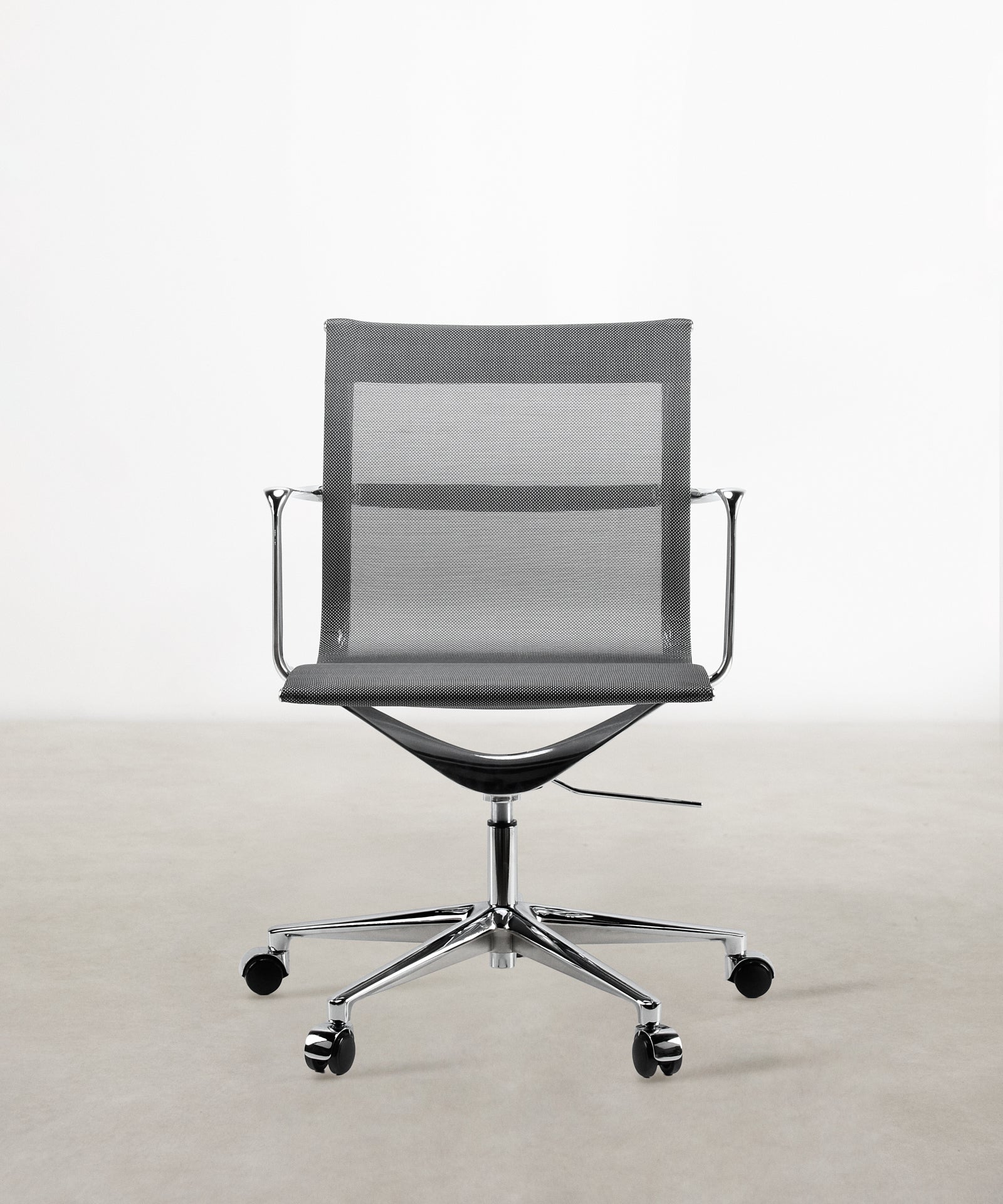 55855794749826 Silla de Oficina en Malla Low Base Forbes Sillas de Oficina Northdeco