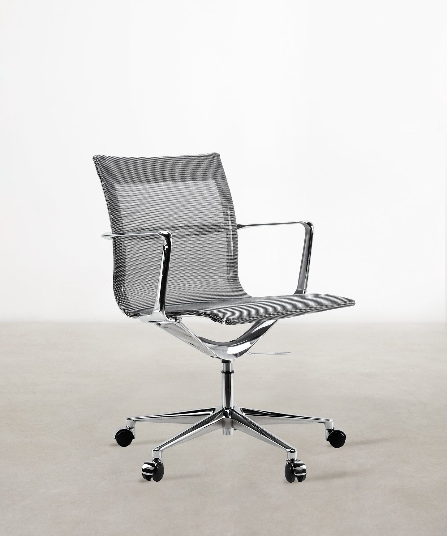 55855794749826 Silla de Oficina en Malla Low Base Forbes Sillas de Oficina Northdeco Gris