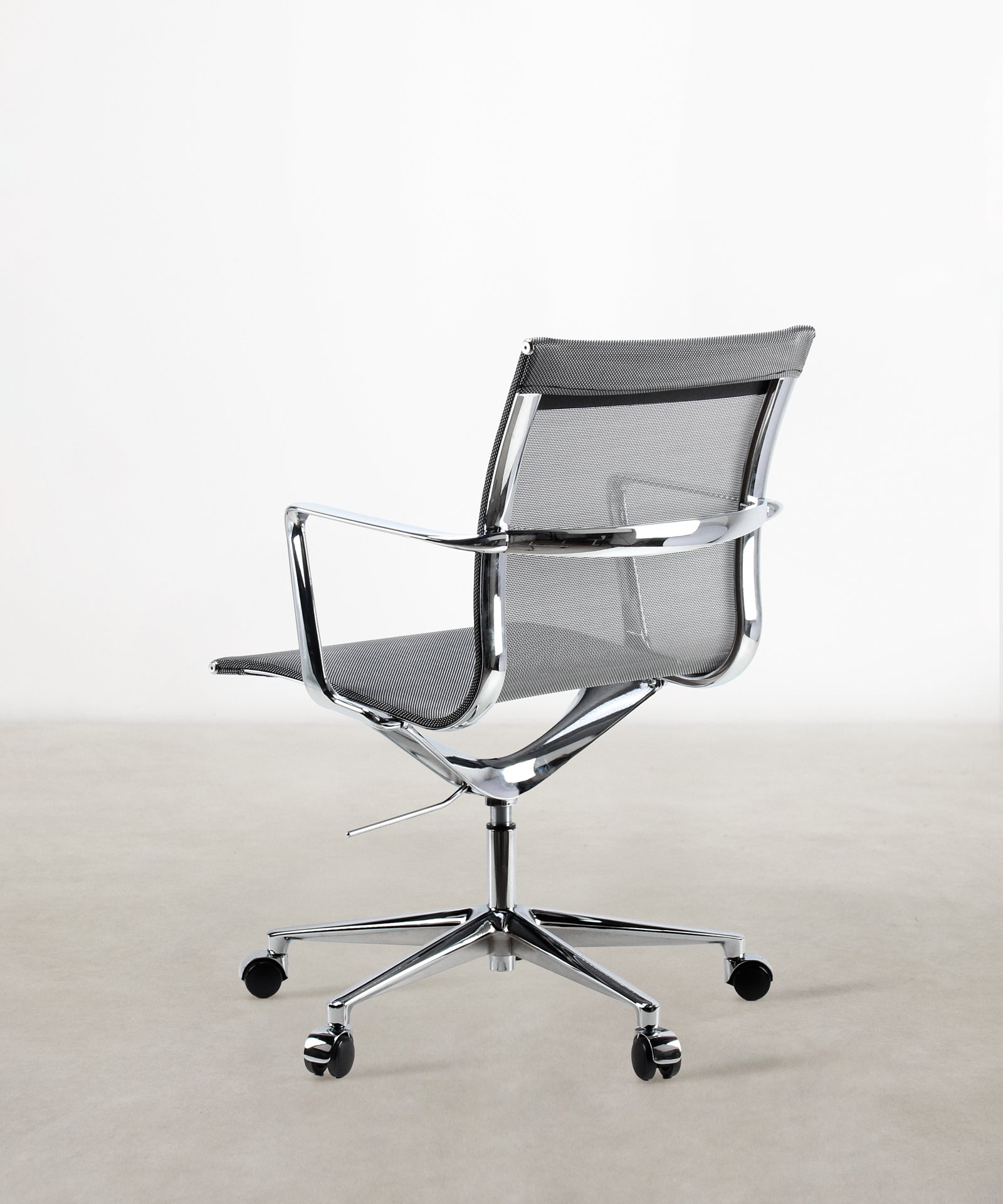 55855794749826 Silla de Oficina en Malla Low Base Forbes Sillas de Oficina Northdeco