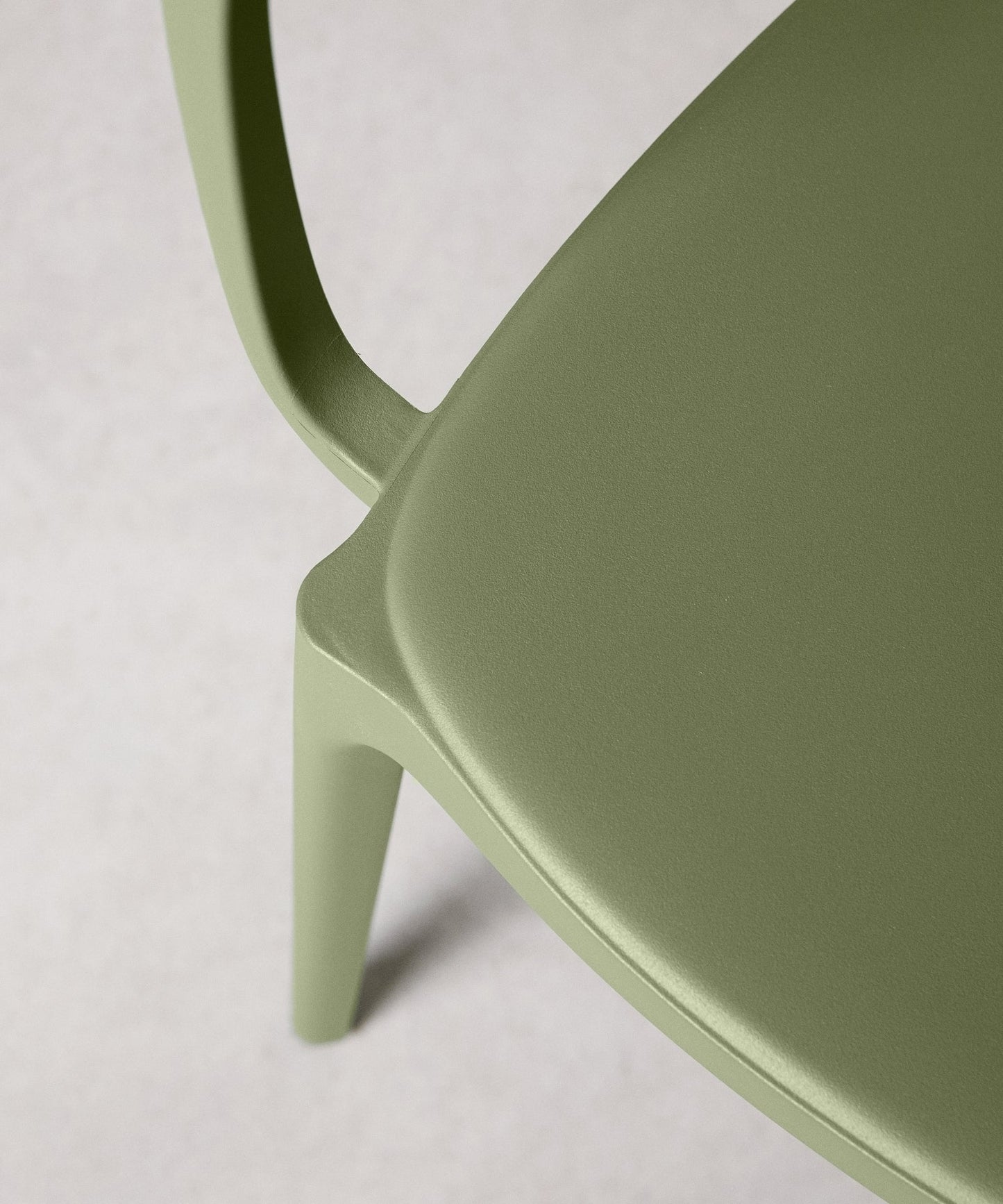 56381843734914 ND-1011 Sillas de Plástico Northdeco