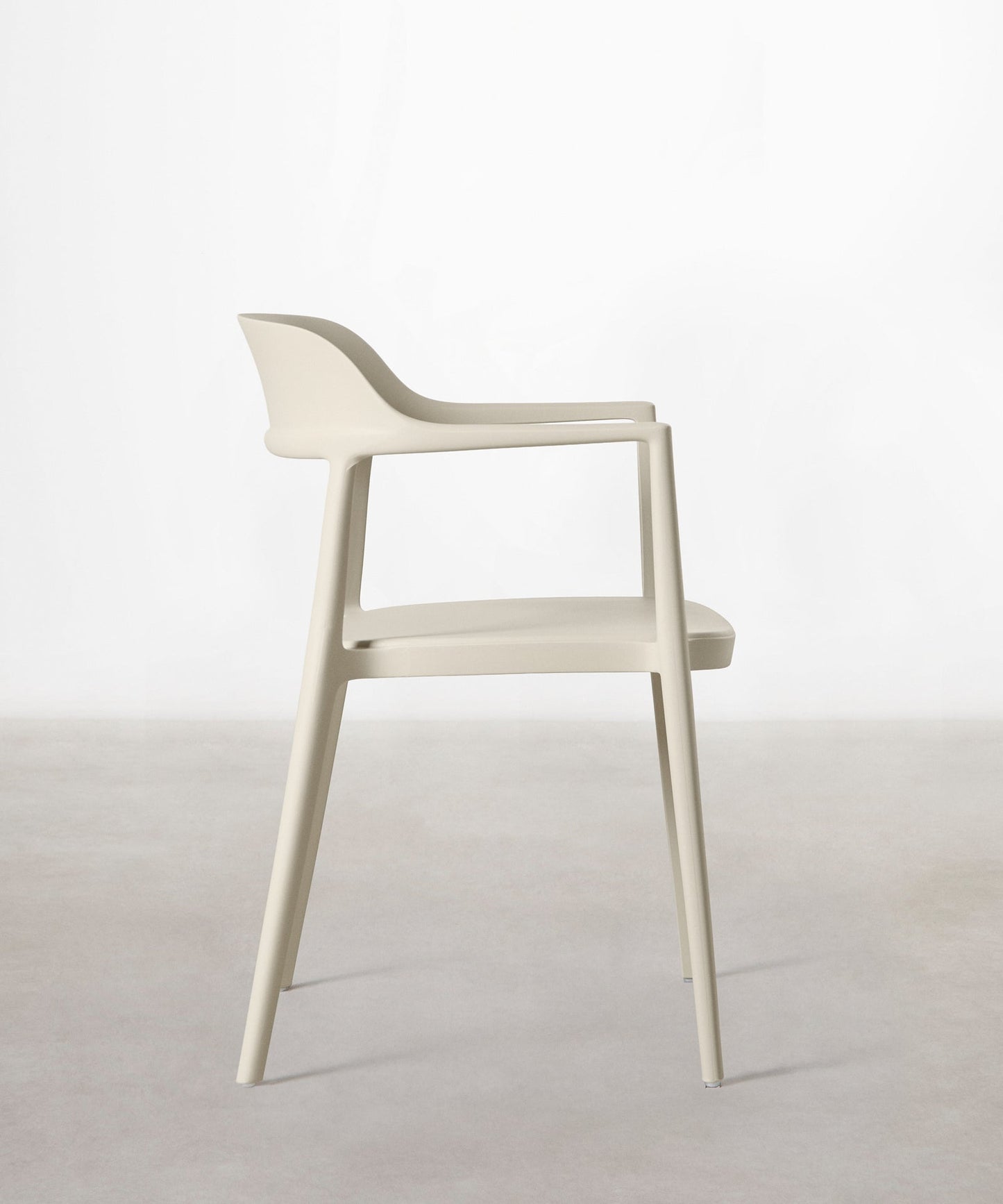 56381895639426 Silla de Polipropileno con Reposabrazos Naomi Sillas de Plástico Northdeco