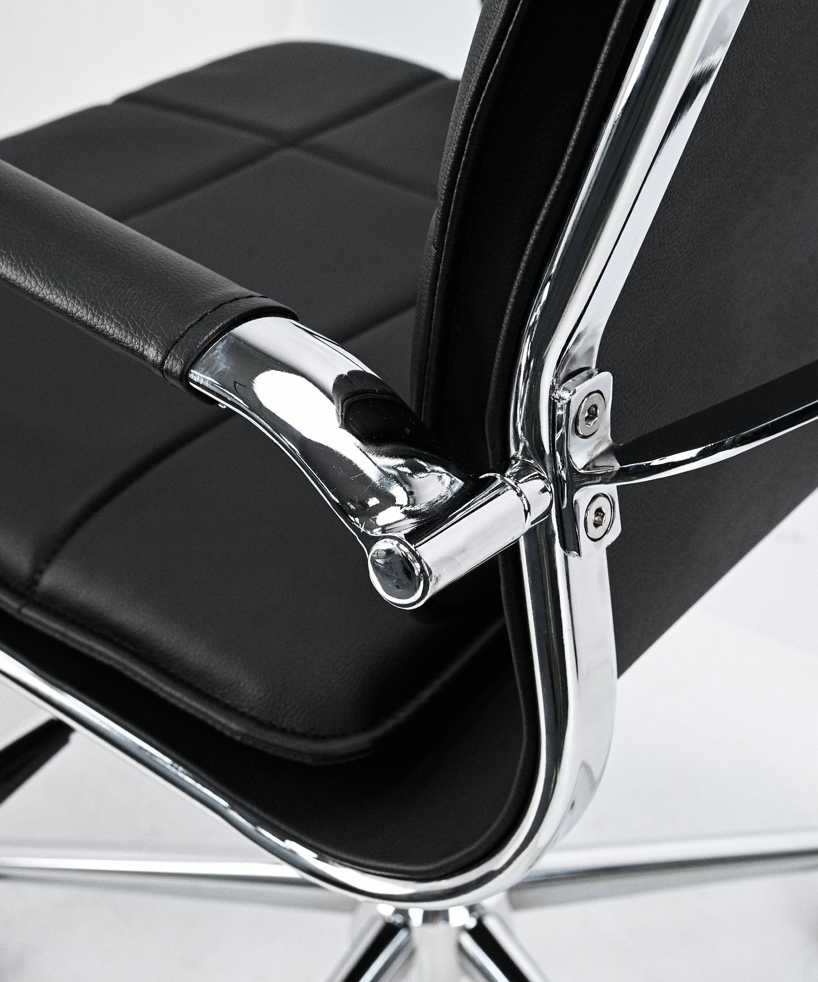 56017503158658 Silla de Oficina en Polipiel Low Base Velvet Sillas de Oficina Northdeco