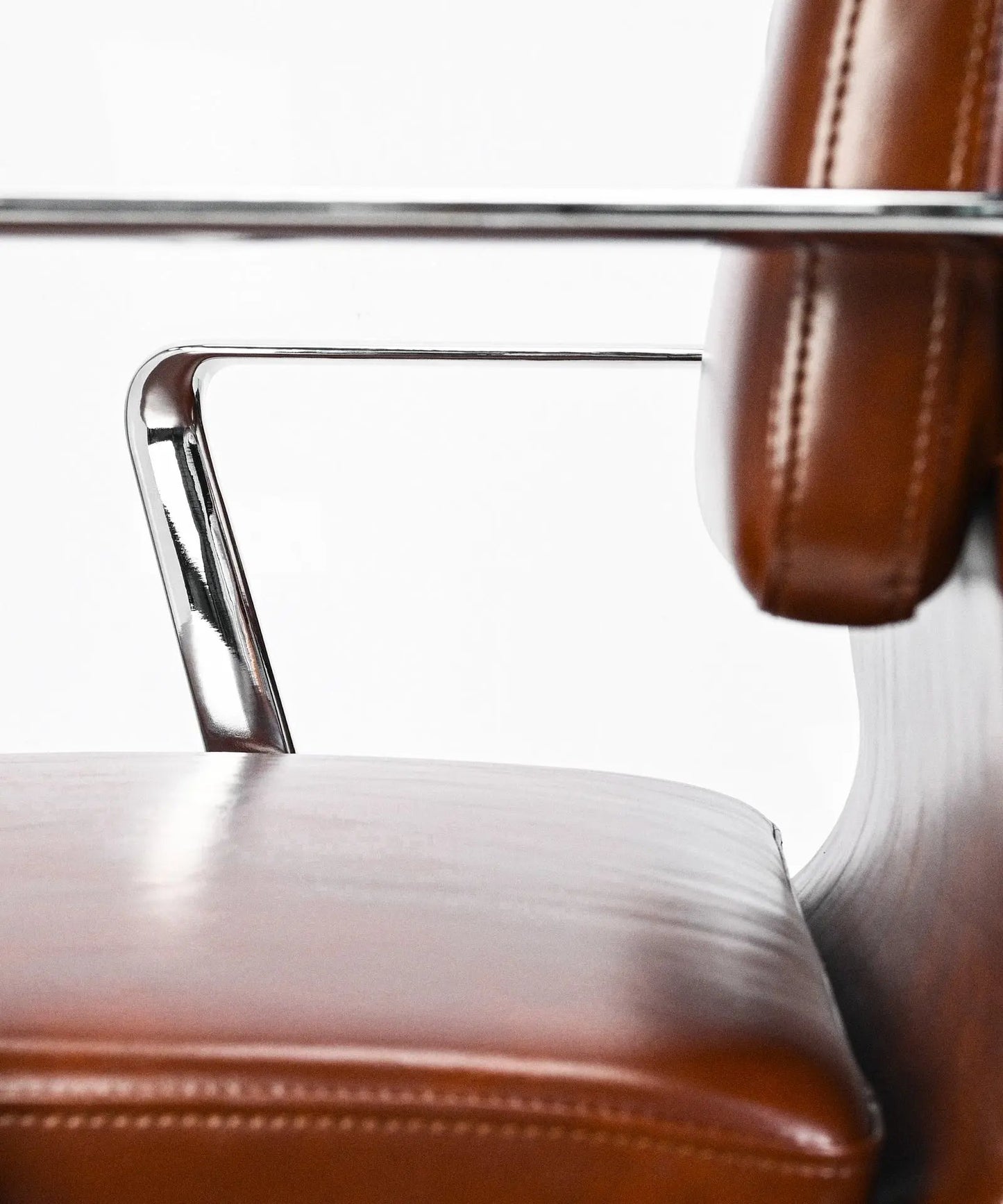 55934063444354 Silla de Oficina en Polipiel Alpha Low Back Sillas de Oficina Northdeco