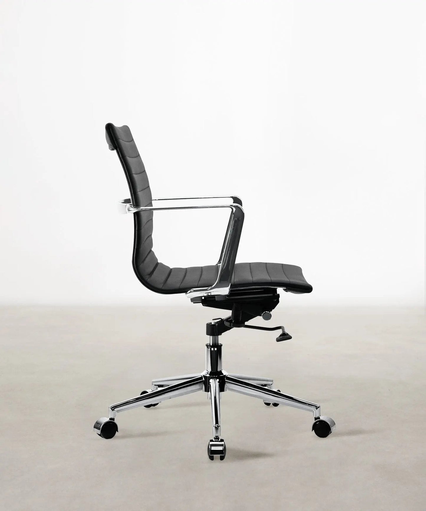 55948180586882 Silla de Oficina en Polipiel Benet Low Back Sillas de Oficina Northdeco