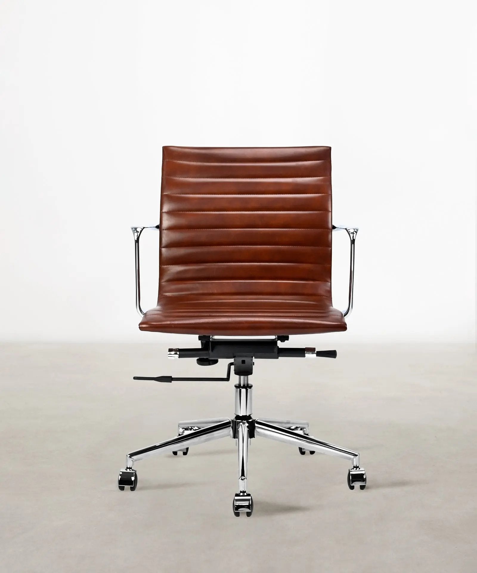 55948180619650 Silla de Oficina en Polipiel Benet Low Back Sillas de Oficina Northdeco