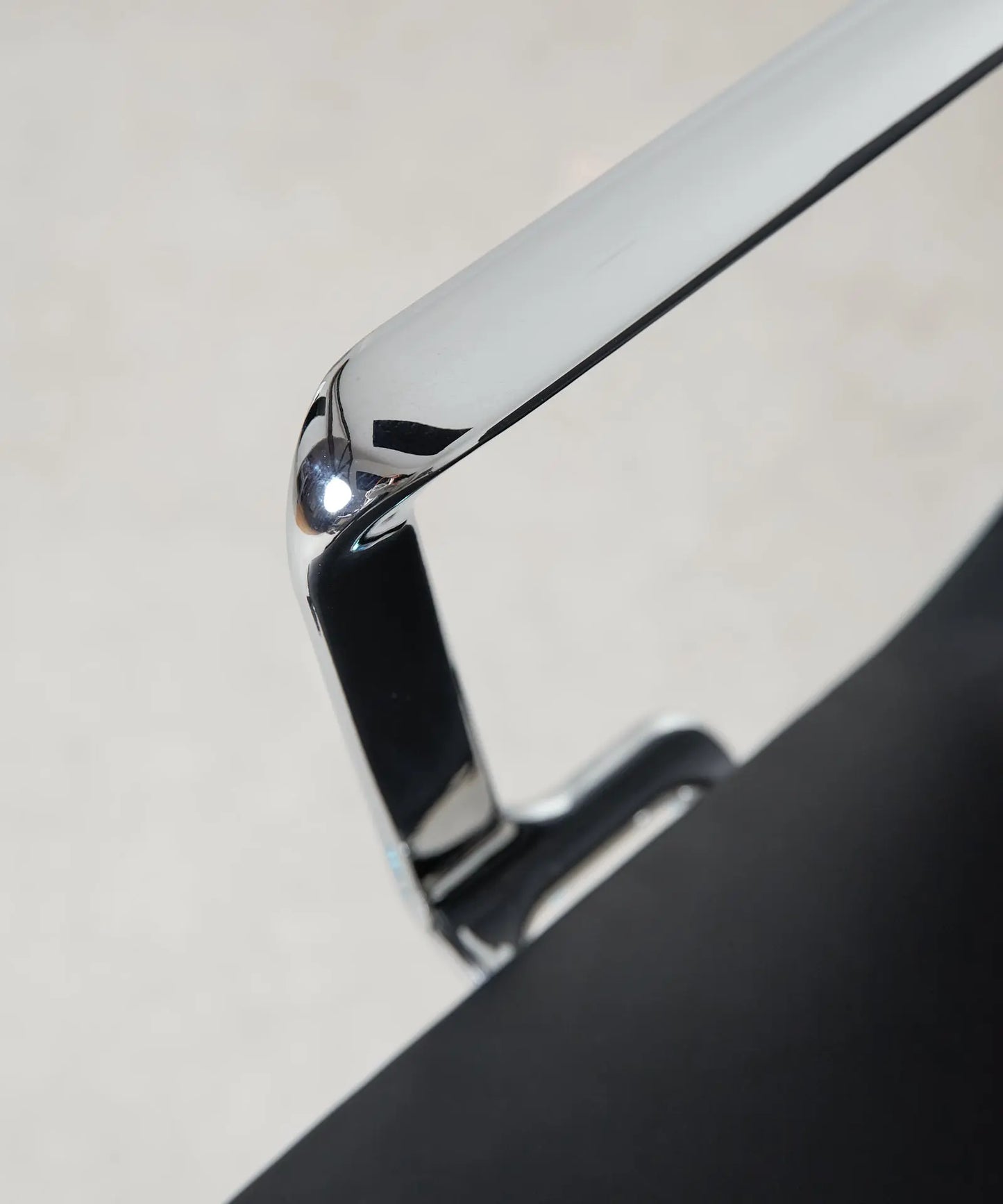 55958630039938 Silla de Oficina en Polipiel Dafne Low Back Sillas de Oficina Northdeco