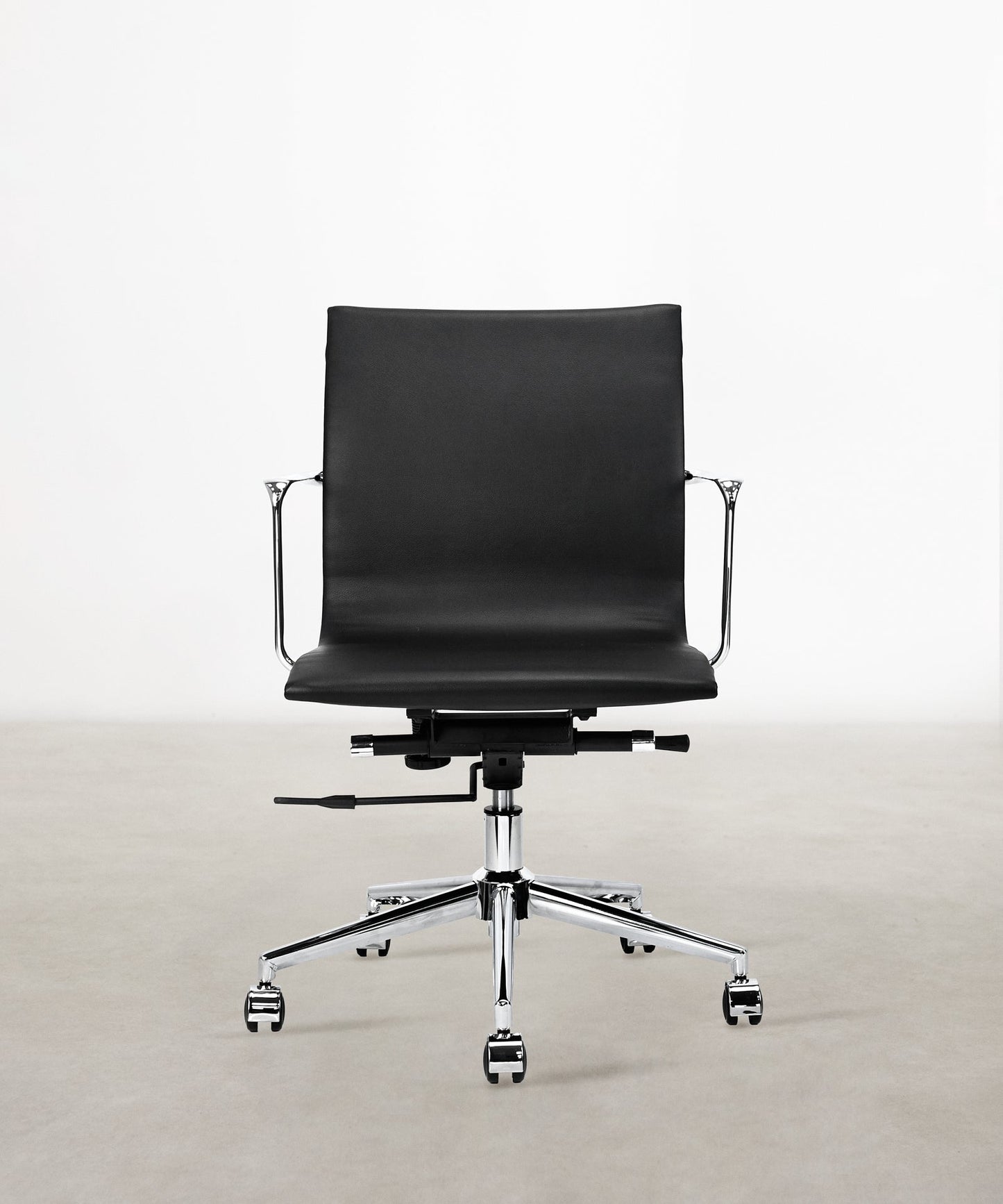 55958630039938 Silla de Oficina en Polipiel Dafne Low Back Sillas de Oficina Northdeco