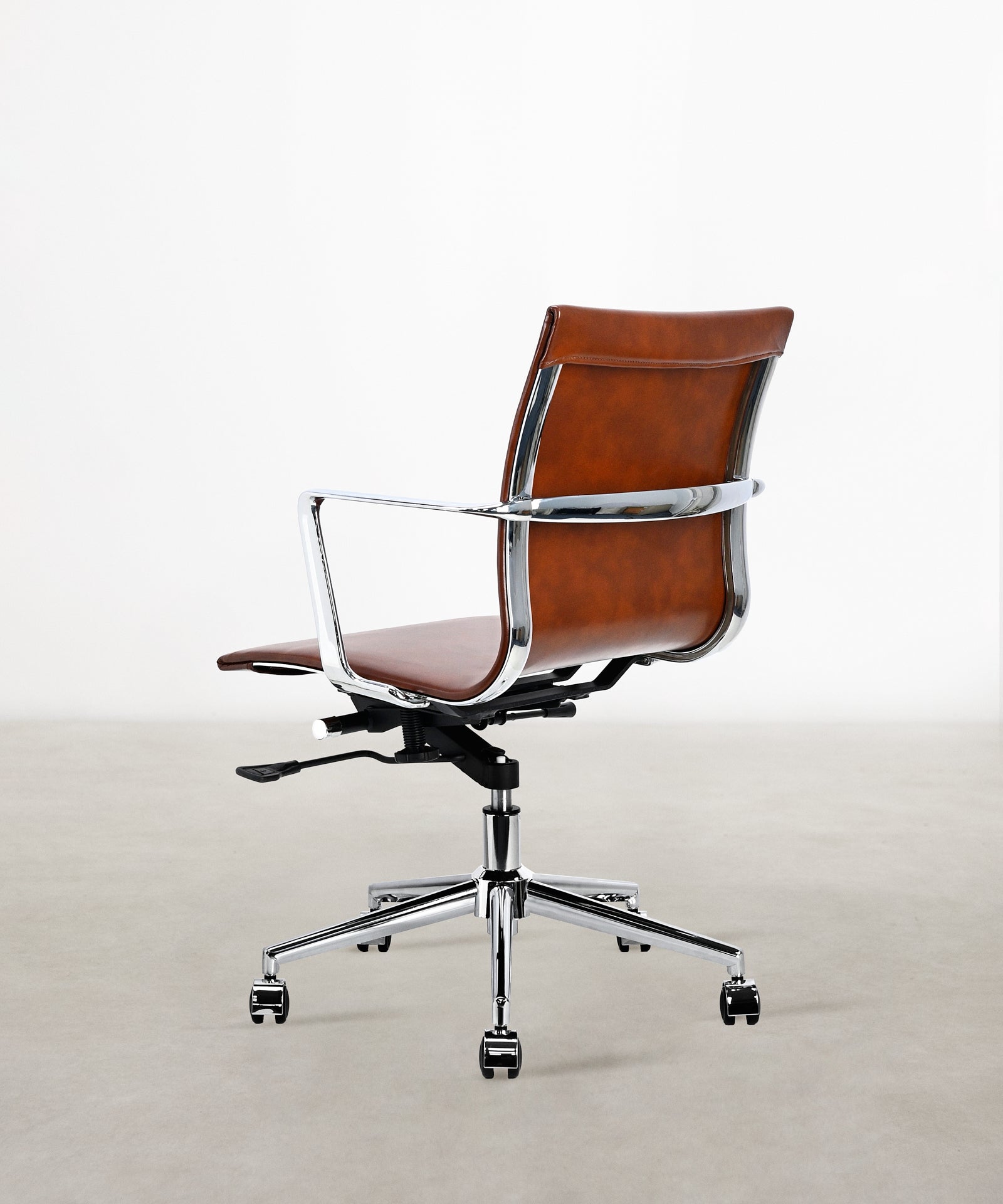 55958630007170 Silla de Oficina en Polipiel Dafne Low Back Sillas de Oficina Northdeco