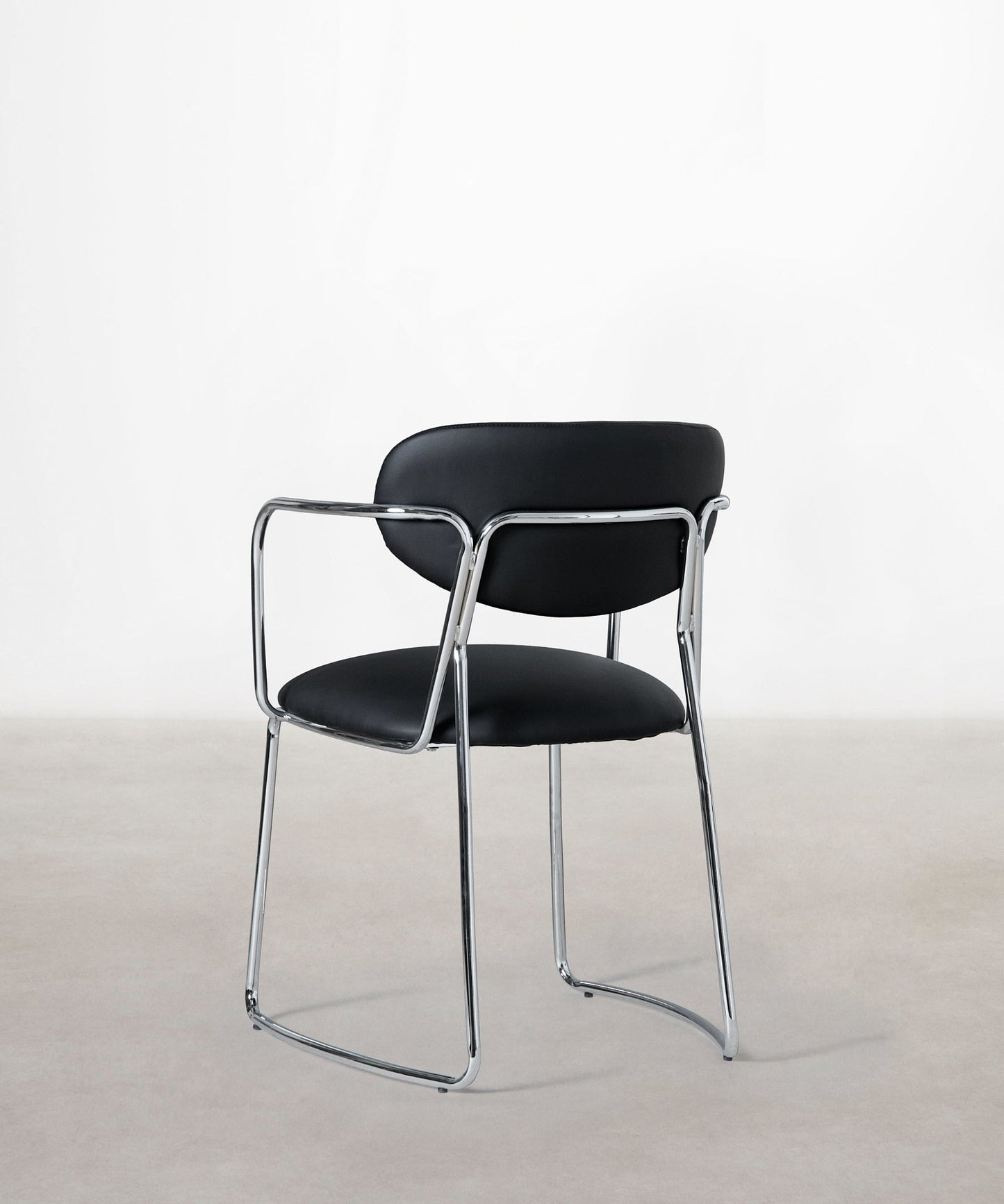 56625833607554 Silla de Comedor de Polipiel y Metal con Reposabrazos Moritz PU Sillas tapizadas Northdeco
