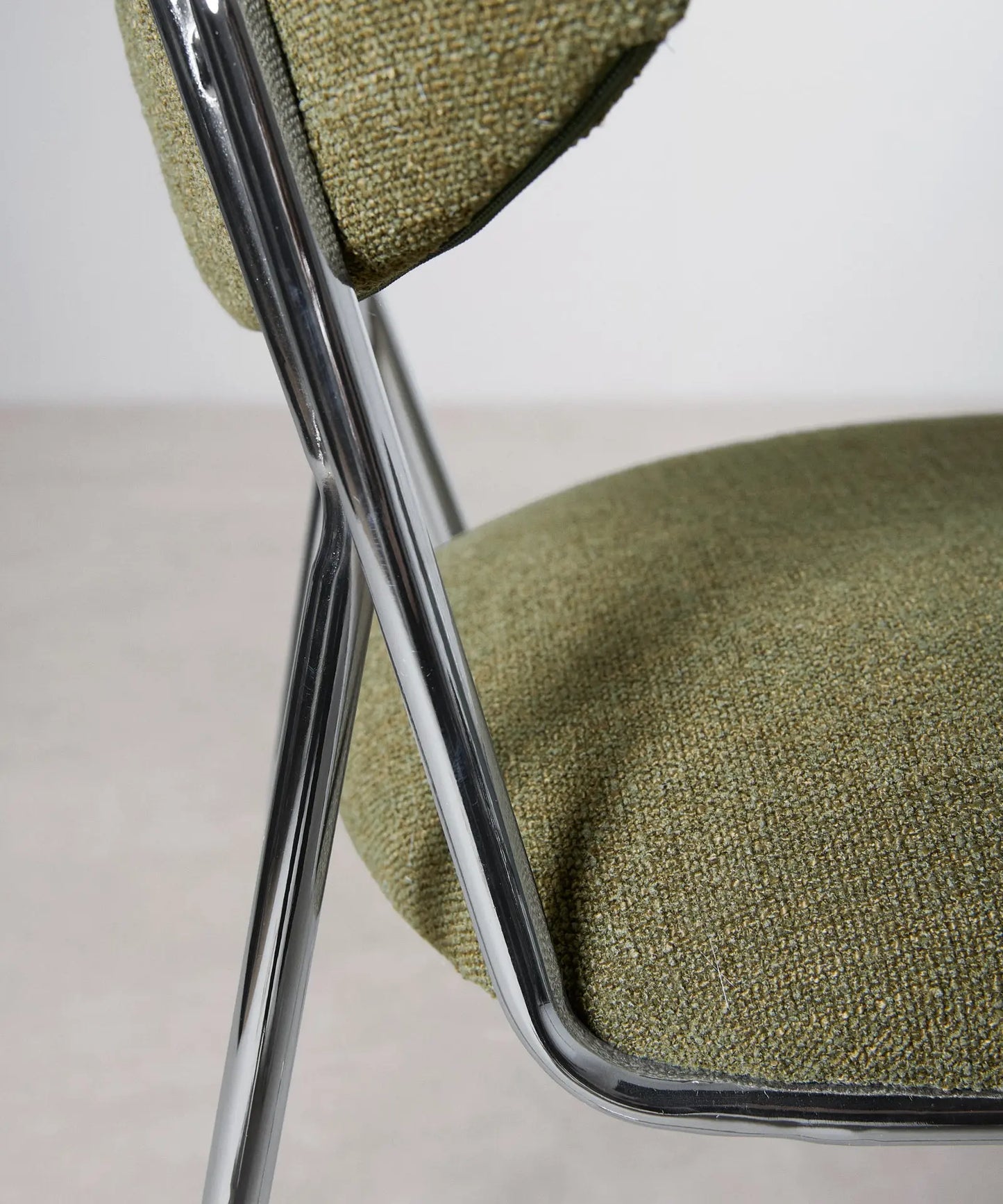 56625769480578 Silla de Comedor de Tela y metal Moritz Sillas tapizadas Northdeco