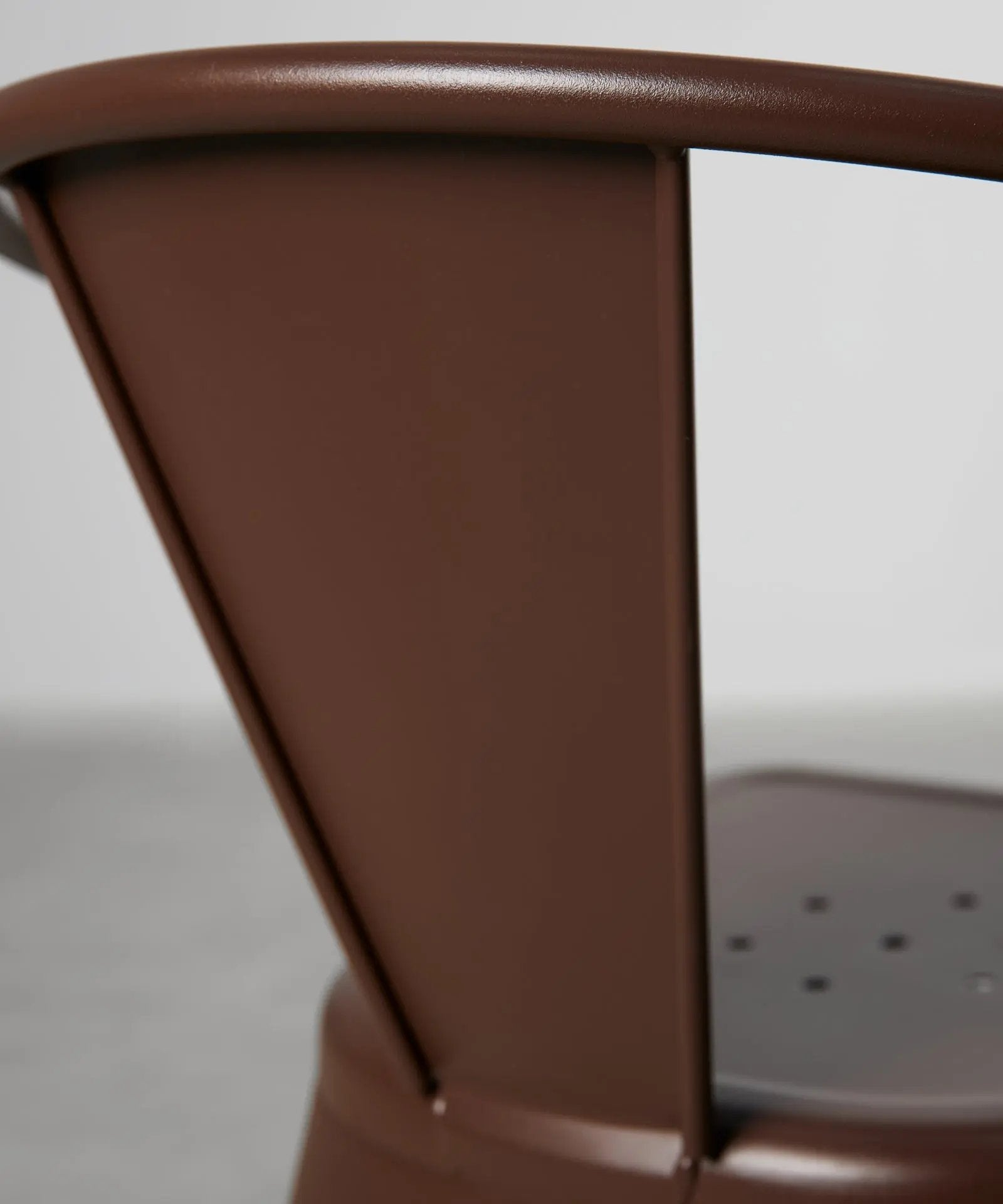 55815431717250 Silla de Comedor de Metal con Reposabrazos Tolik Arms Sillas Metálicas Northdeco