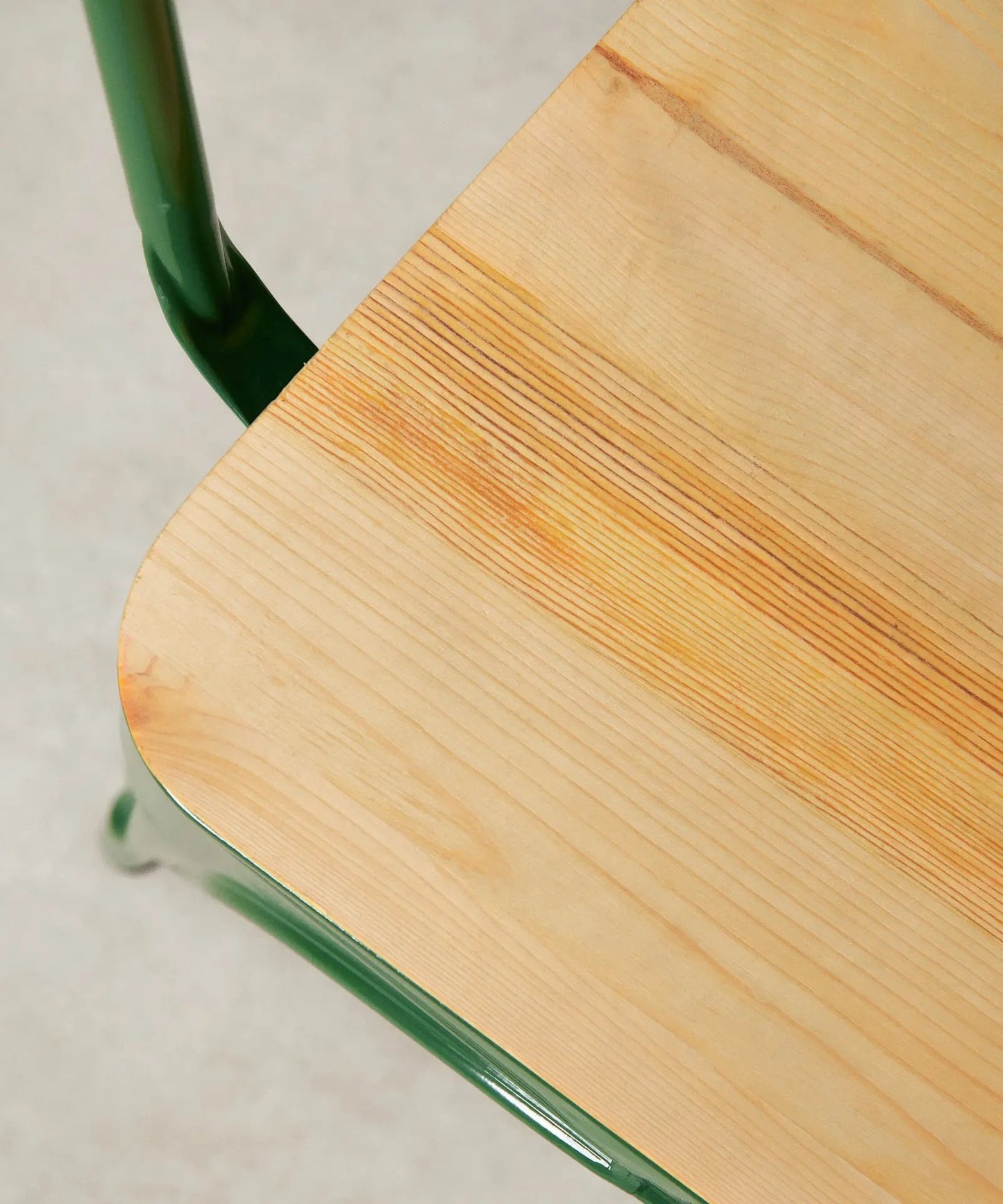 55815409795458 Silla de Comedor de Metal y Madera Tolik Wood Sillas Metálicas Northdeco