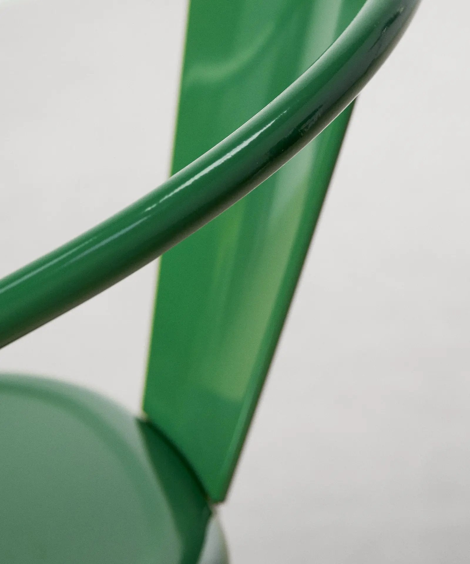 55815431750018 Silla de Comedor de Metal con Reposabrazos Tolik Arms Sillas Metálicas Northdeco