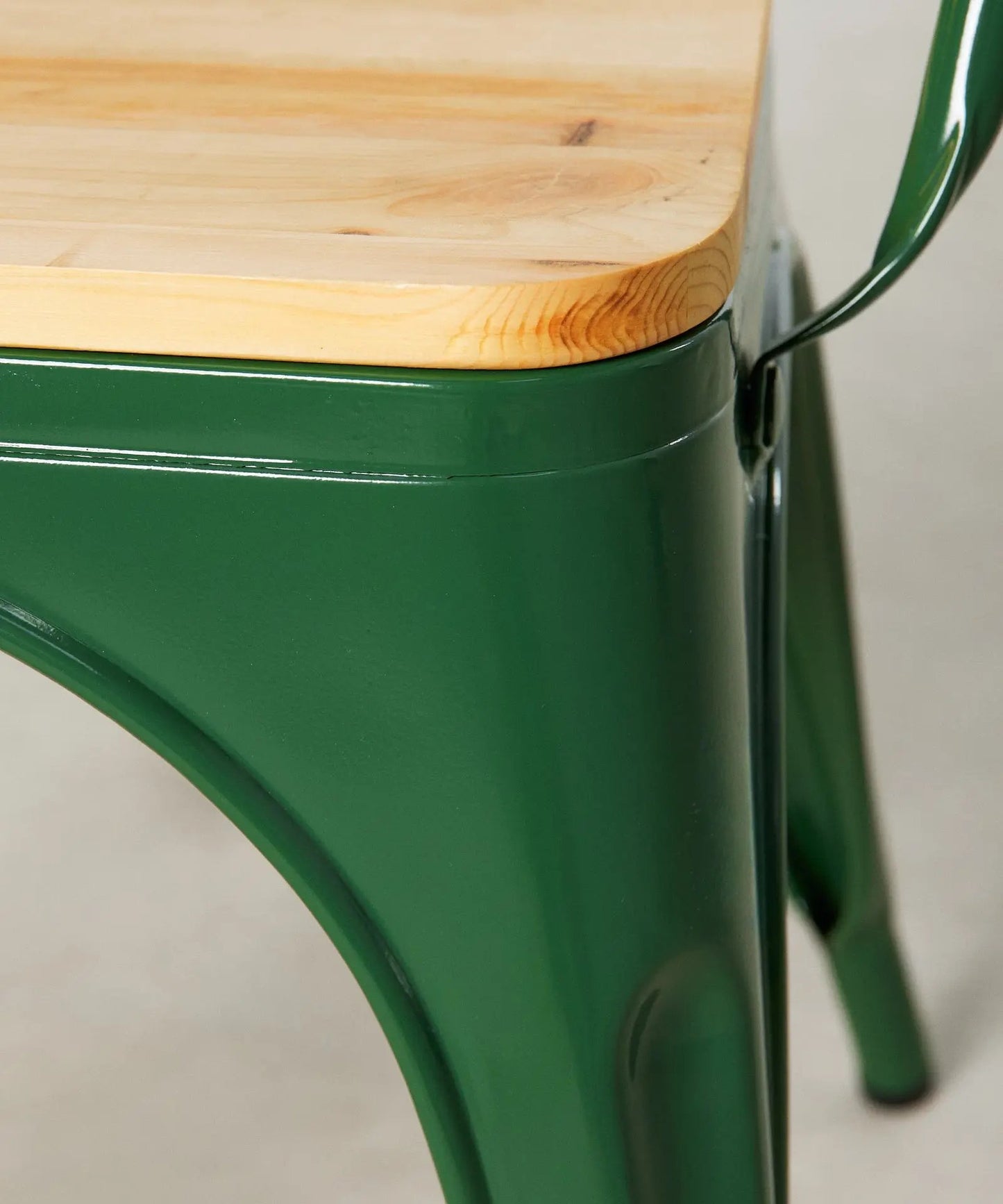 55815409795458 Silla de Comedor de Metal y Madera Tolik Wood Sillas Metálicas Northdeco