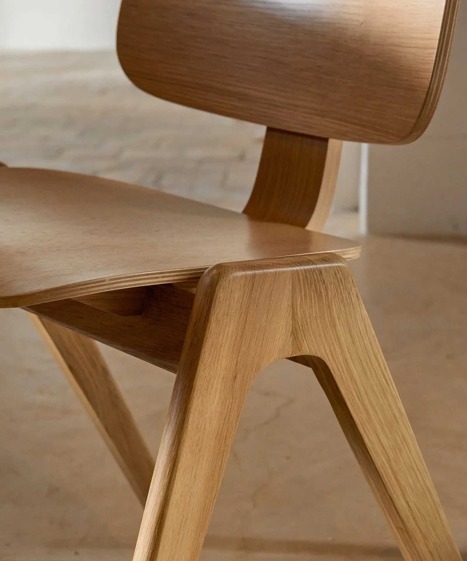 Silla de Comedor en Madera Vega  Northdeco