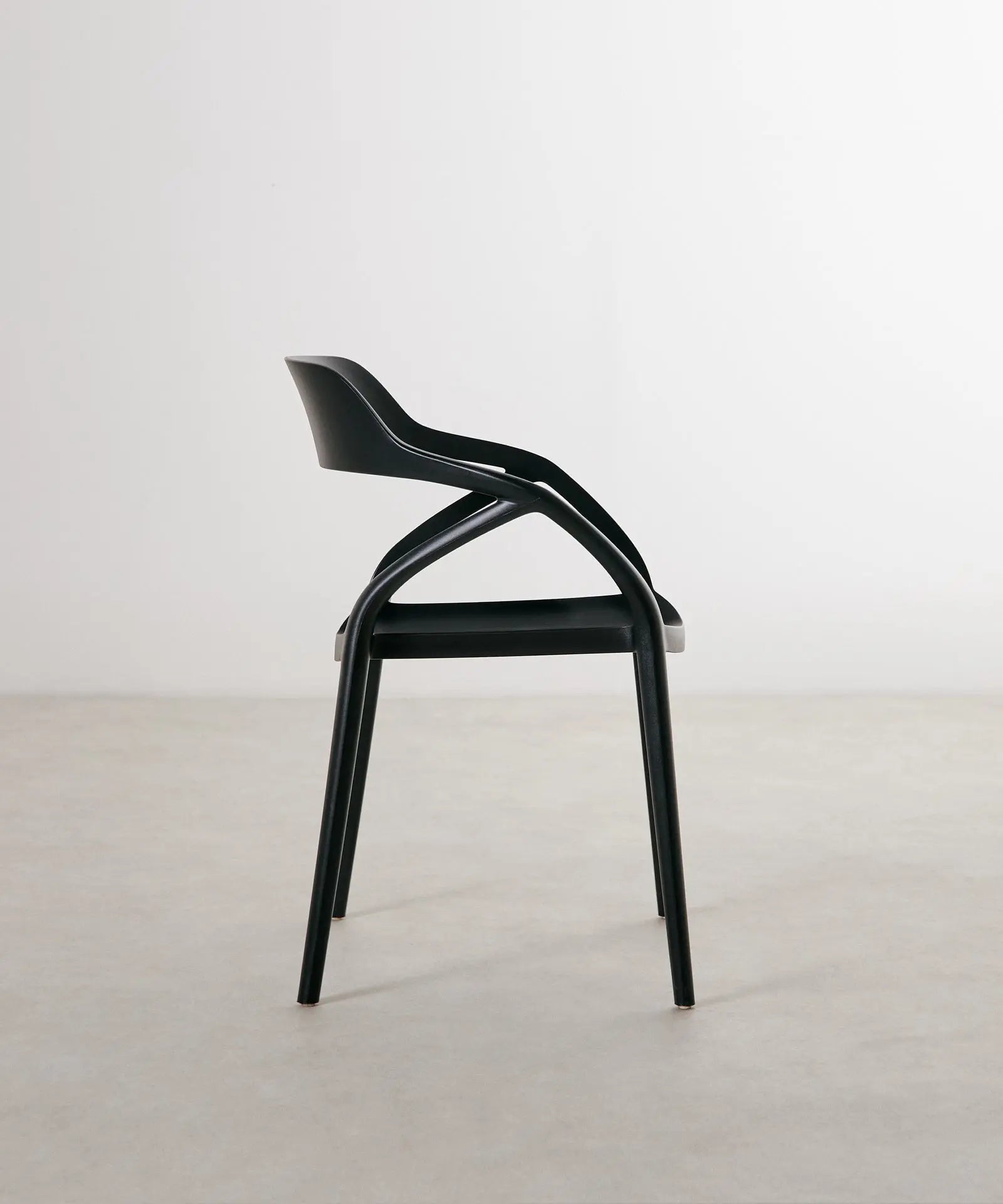 42016632209587 Silla de Polipropileno con Reposabrazos Grace Sillas de Plástico Northdeco