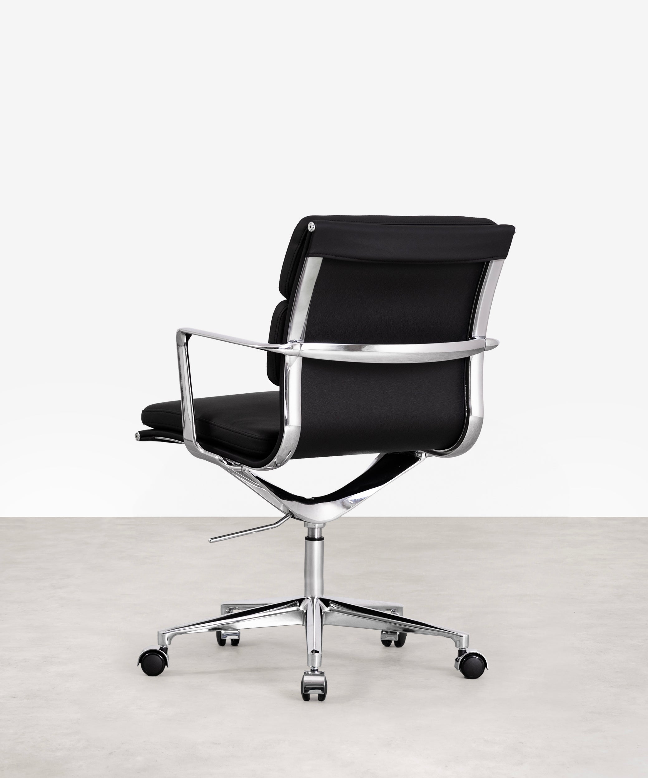 48688919478609 Silla de Oficina Boston en Piel - LB Sillas de Oficina Northdeco