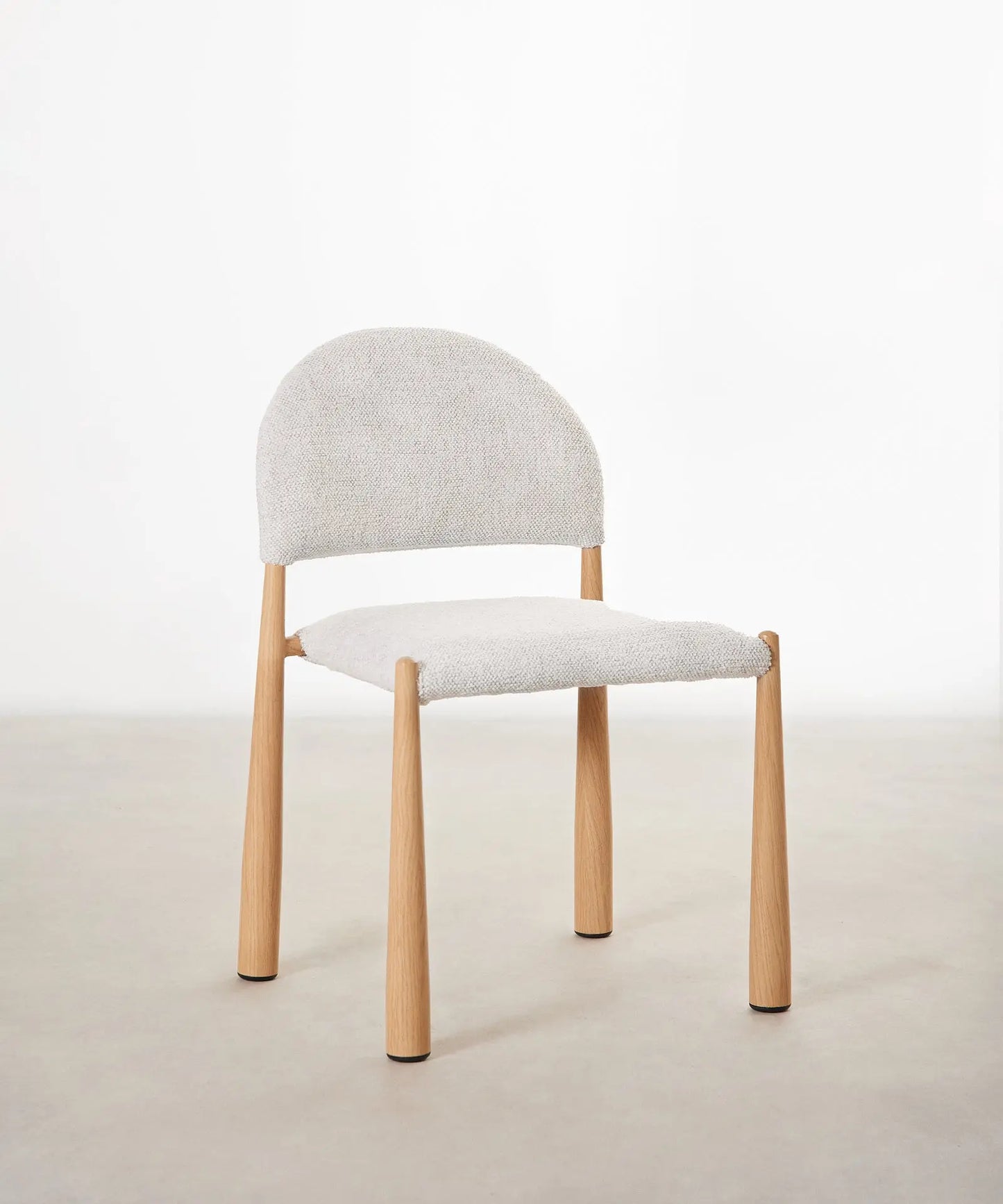 55651928506754 Silla de Comedor en Metal Tapizada Blair Sillas tapizadas Northdeco