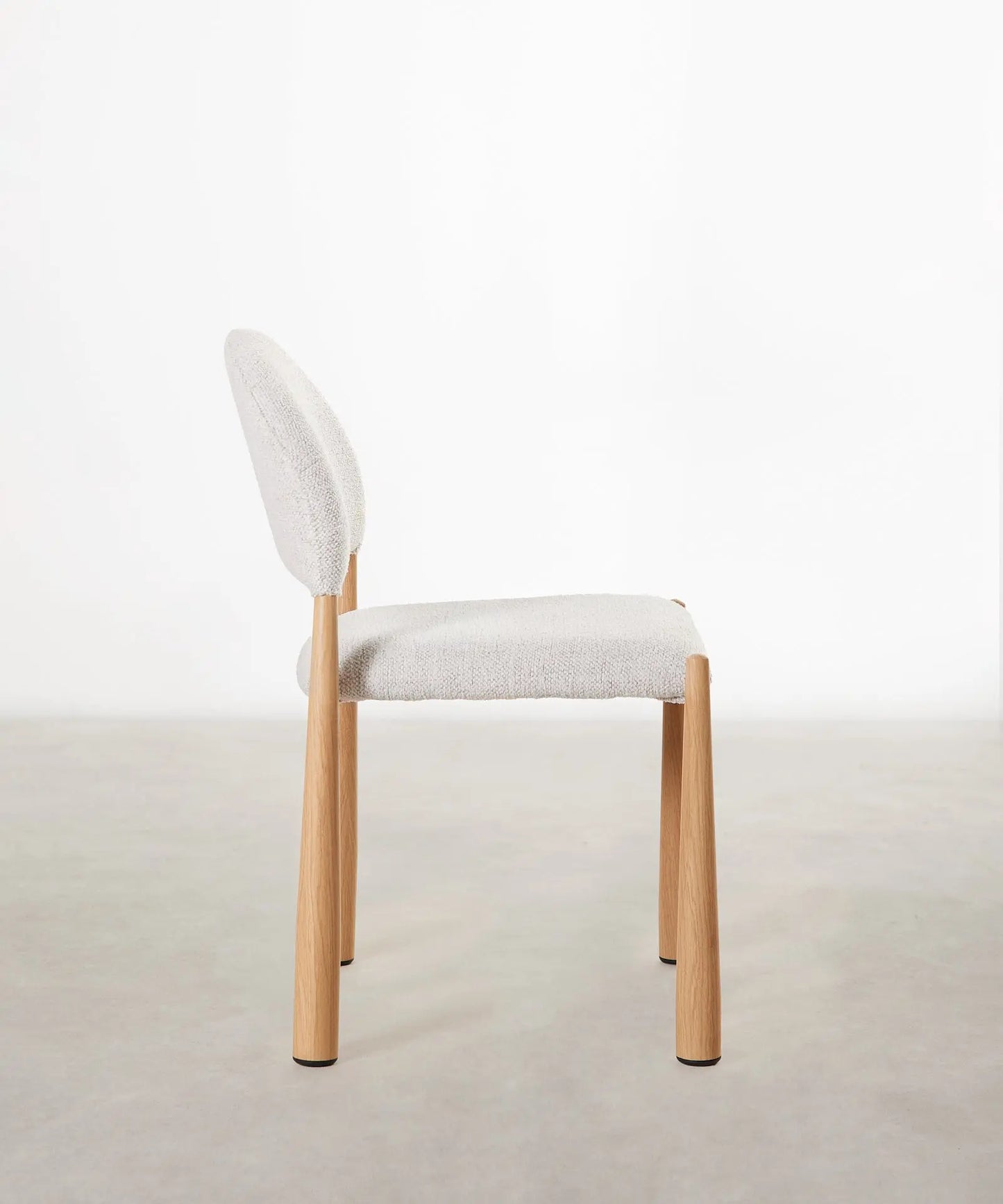 55651928506754 Silla de Comedor en Metal Tapizada Blair Sillas tapizadas Northdeco