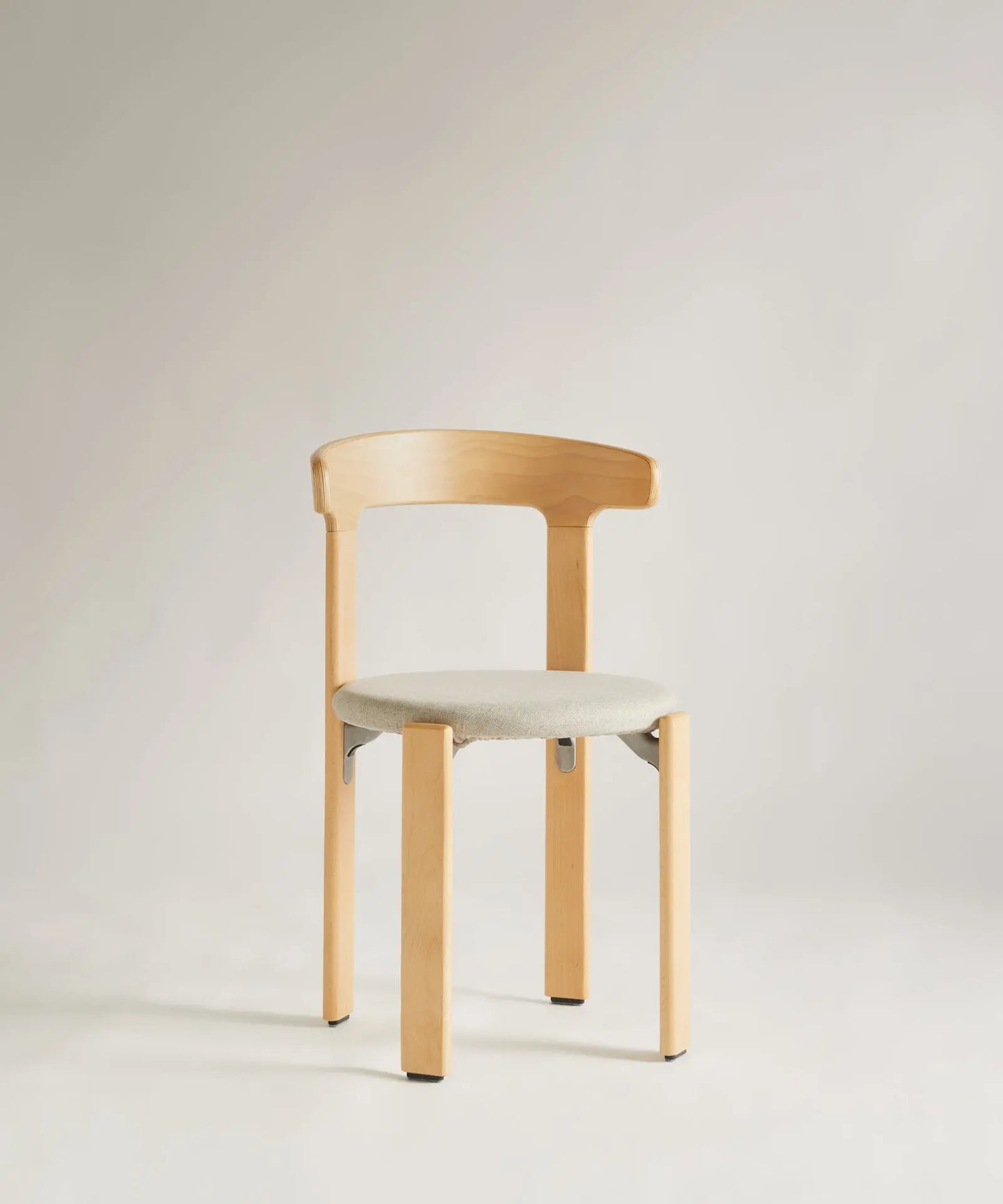56687044952450 Silla de Comedor en Madera Tapizada Grim Sillas de Madera Northdeco