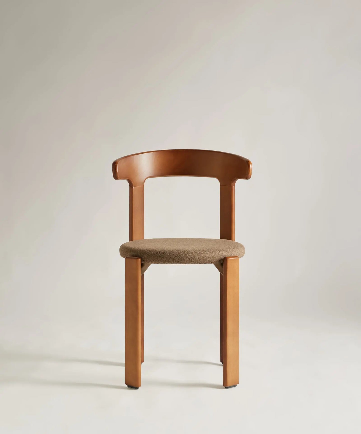 56687045017986 Silla de Comedor en Madera Tapizada Grim Sillas de Madera Northdeco