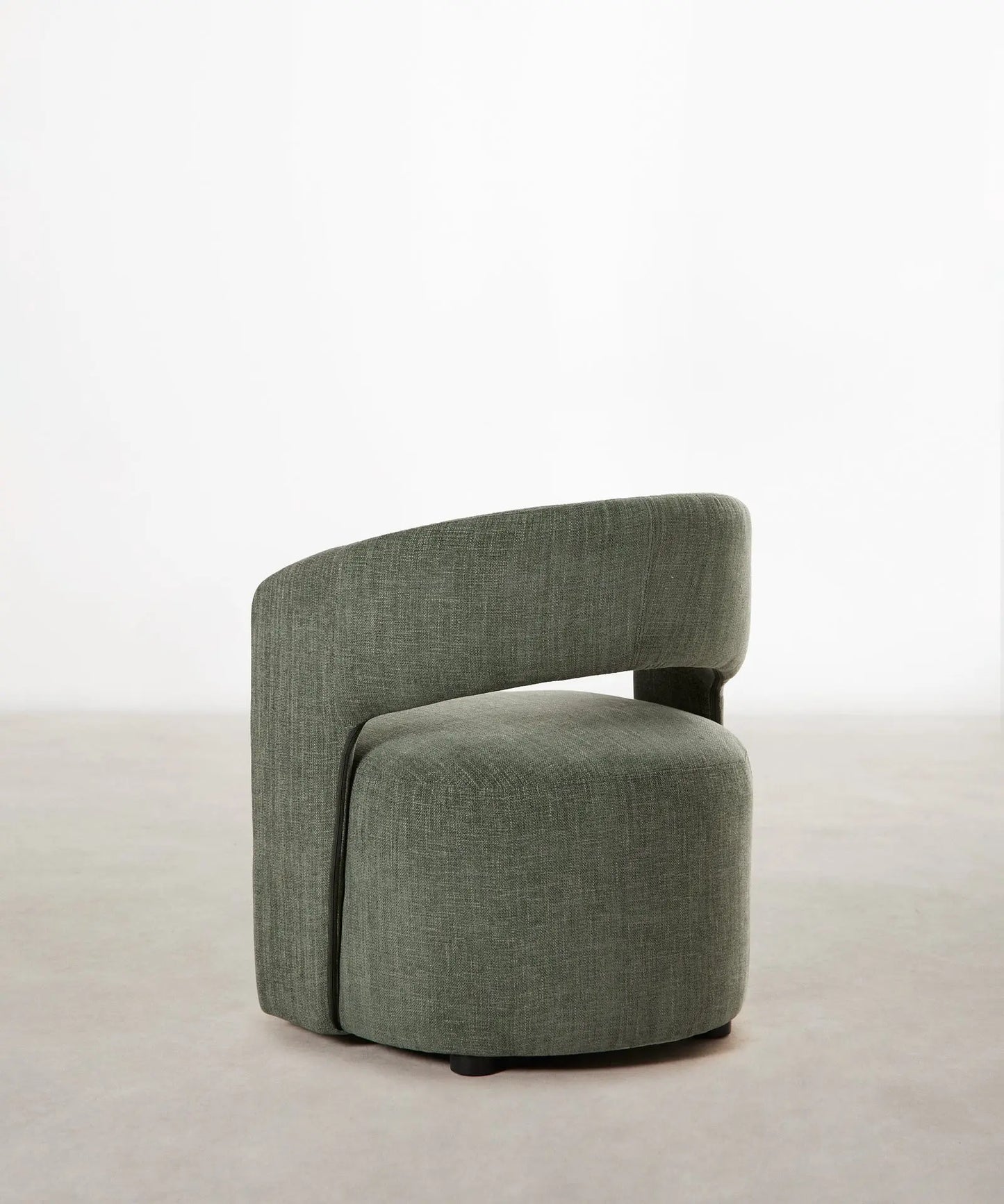 55521903018370 Sillón Tapizado con Reposabrazos Naya Sillones tapizados Northdeco