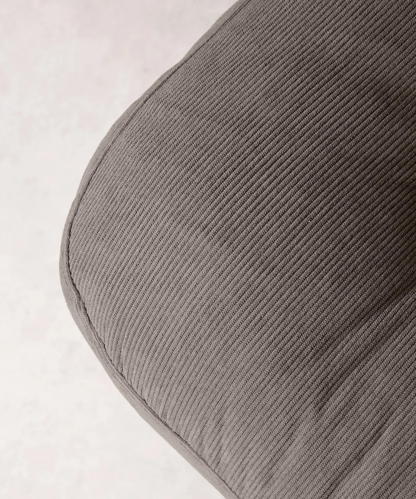 56585892659586 Sillón Giratorio Tapizado Orbit Sillones tapizados Northdeco