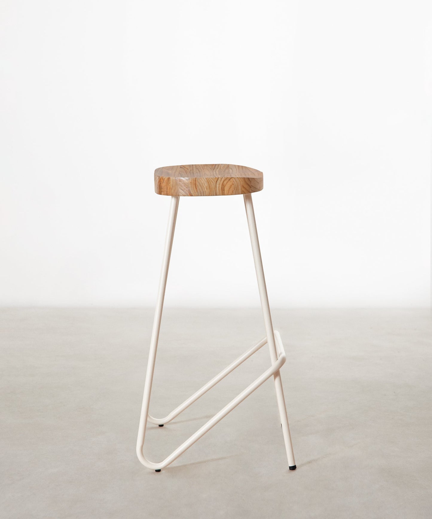 55535025521026 Taburete Alto en Acero y Madera Kai Taburetes Northdeco