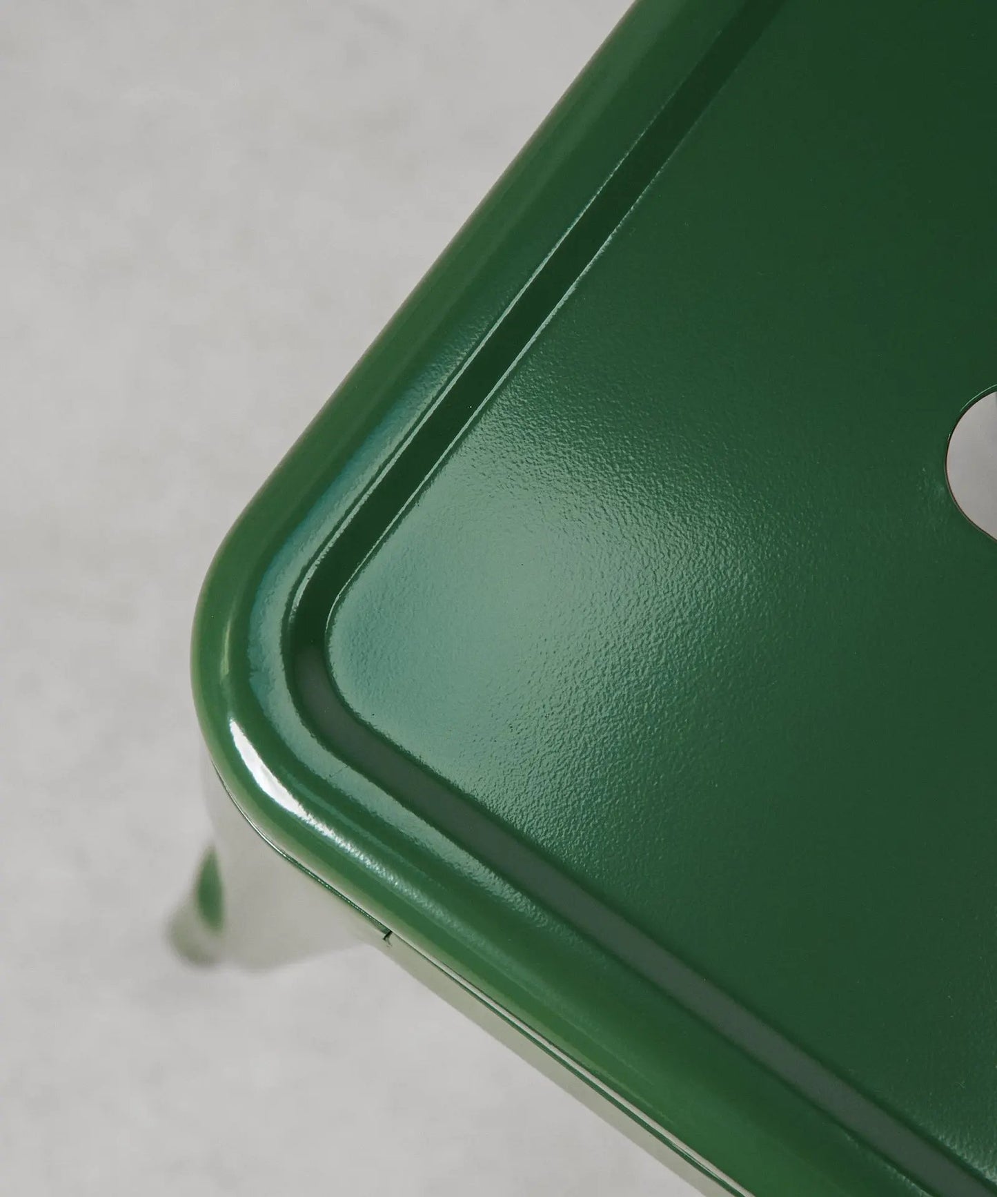 55743336055170 Taburete Bajo de Metal Tolik Taburetes Northdeco