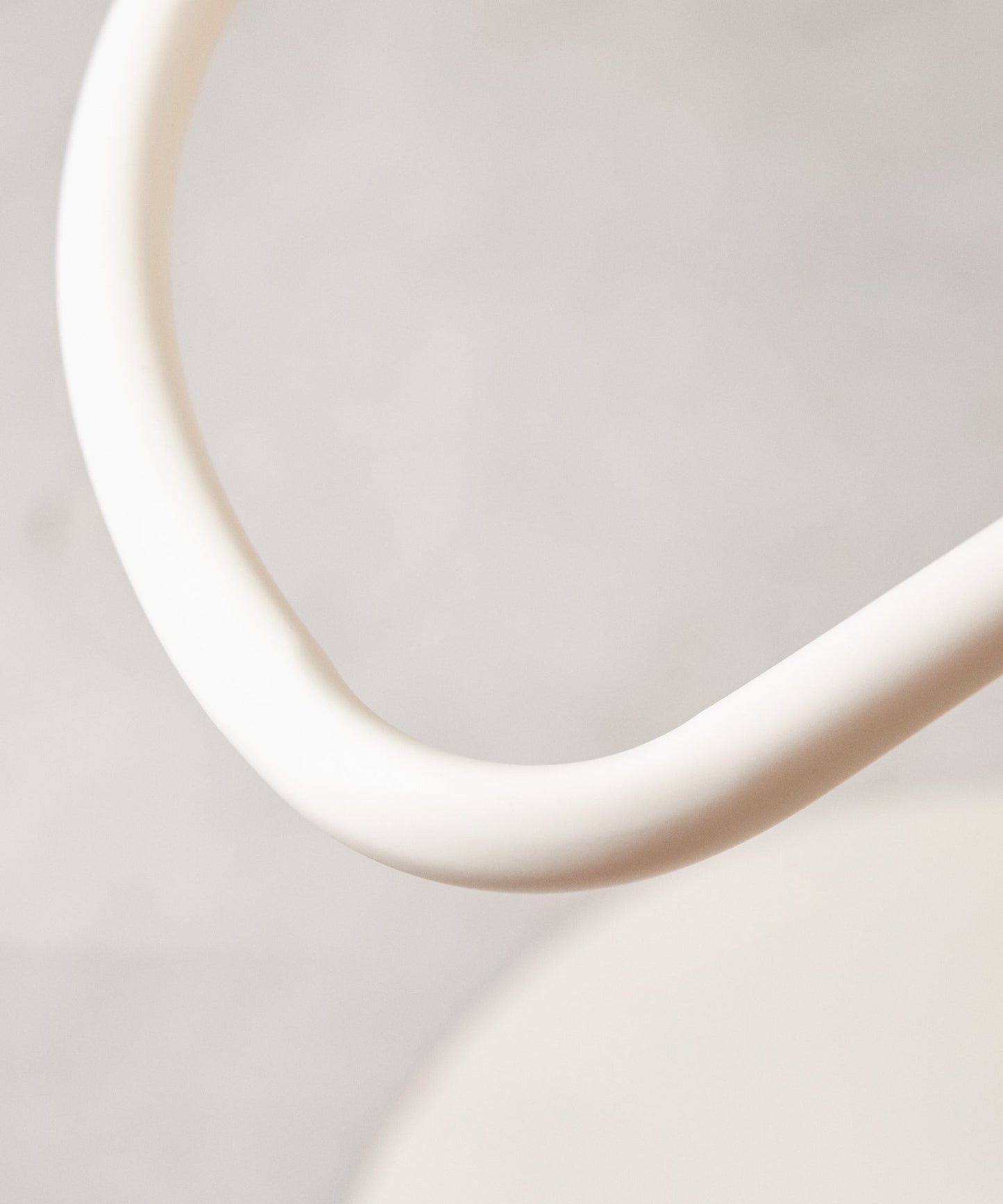 55531166040450 Taburete Alto Regulable en Acero Beige y Madera Nora Taburetes Northdeco