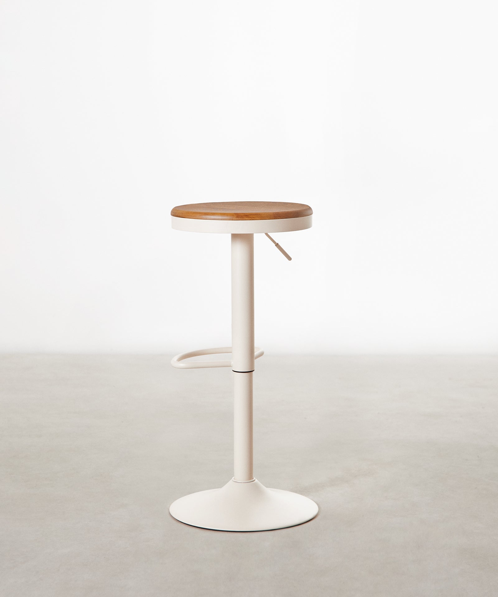 55531166040450 Taburete Alto Regulable en Acero Beige y Madera Nora Taburetes Northdeco