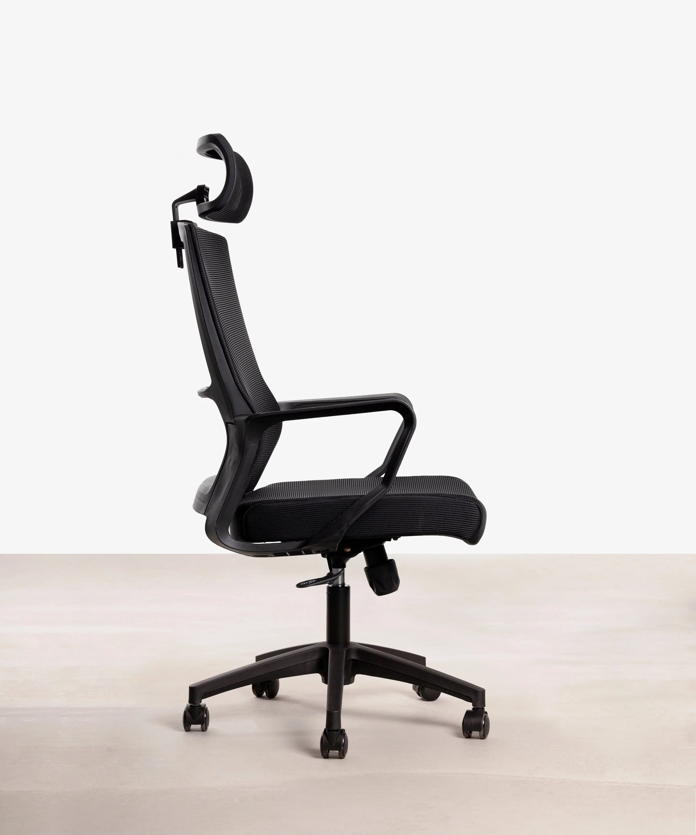 ネルデザインワークス HEKA chair 新品未使用 ブラック HEKA neru
