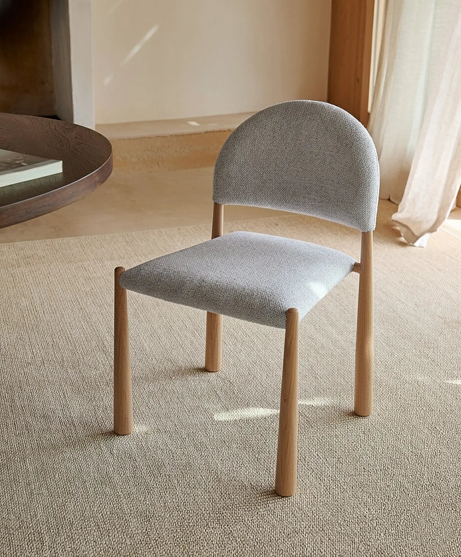 55651928506754 Silla de Comedor en Metal Tapizada Blair Sillas tapizadas Northdeco