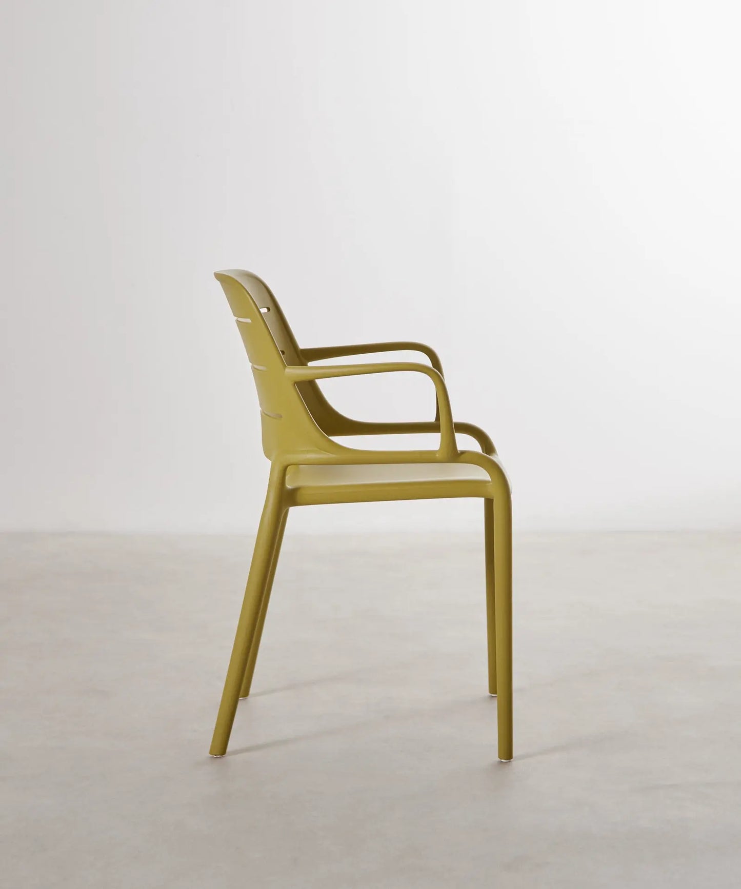 55066312671618 Silla de Polipropileno con Reposabrazos Mila Sillas de Plástico Northdeco