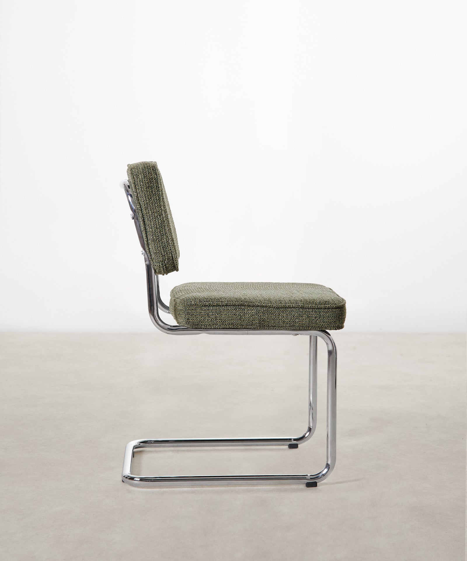 55253067694466 ND- 0923 Sillas tapizadas Northdeco